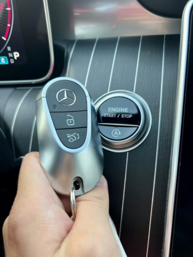 連總代理都要等到天荒地老的全新車W206 AMG ！！！  第12張相片