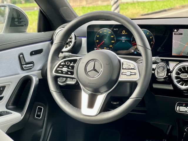 全新車｜總代理等到天荒地老 ，最美入門轎跑  第4張相片