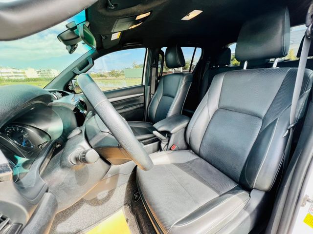 工作的好幫手，可領貨車牌，4WD 柴油車  第17張相片