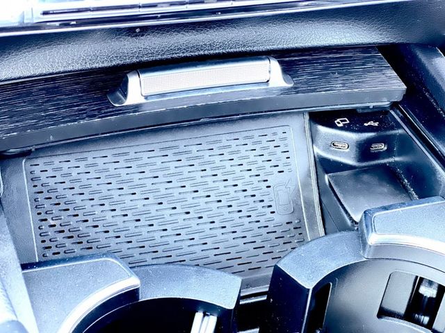 六人座│好爸爸專車、商務座車兩用 CP值最高，免鑰匙、Hey賓士配備滿  第13張相片