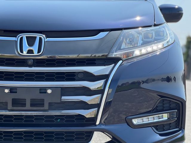 日系進口車APEX｜舒適大七人座、雙邊電動門  第3張相片