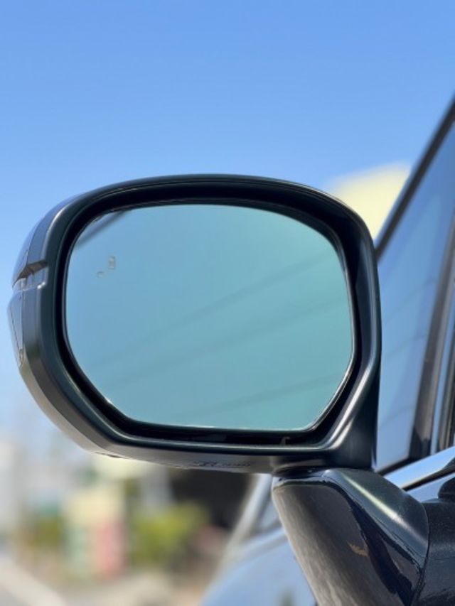 日系進口車APEX｜舒適大七人座、雙邊電動門  第20張相片