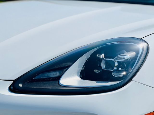 全網極度稀有，S版Coupe 保時捷的天花板，回頭率爆表，低里程未領牌可新車利率  第3張相片