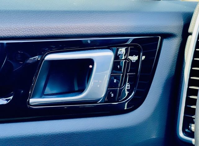 全網極度稀有，S版Coupe 保時捷的天花板，回頭率爆表，低里程未領牌可新車利率  第15張相片