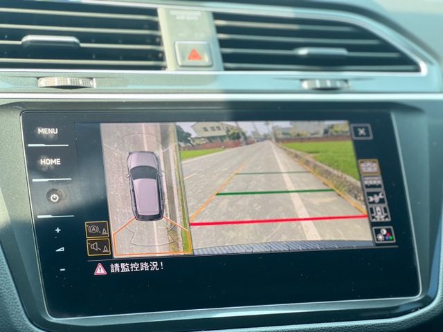 顧家的好男人多又多，這顏色絕了｜自動跟車、360環景、自動停車配備樣樣都沒少  第15張相片