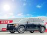 奶爸奶媽帶上阿公阿嬤 完美家庭用車｜AMG、摸門、免鑰匙、倒車顯影、雙液晶大螢幕、盲點、腳踢、四傳、64色氣氛燈  第1張縮圖
