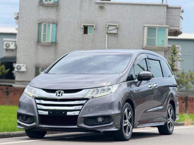 價格佛心釋出 划算到不行｜讓您輕鬆入手的家庭車｜摸門、免鑰匙、360環景、前後雷達、倒車顯影、盲點、天窗、觸控螢幕  第2張相片