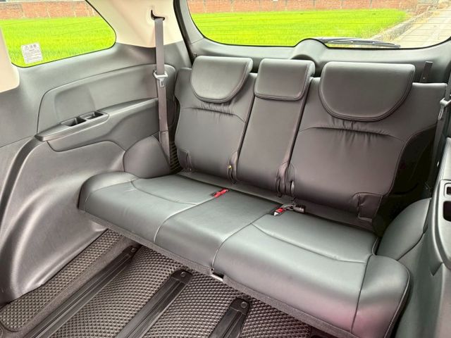 價格佛心釋出 划算到不行｜讓您輕鬆入手的家庭車｜摸門、免鑰匙、360環景、前後雷達、倒車顯影、盲點、天窗、觸控螢幕  第9張相片