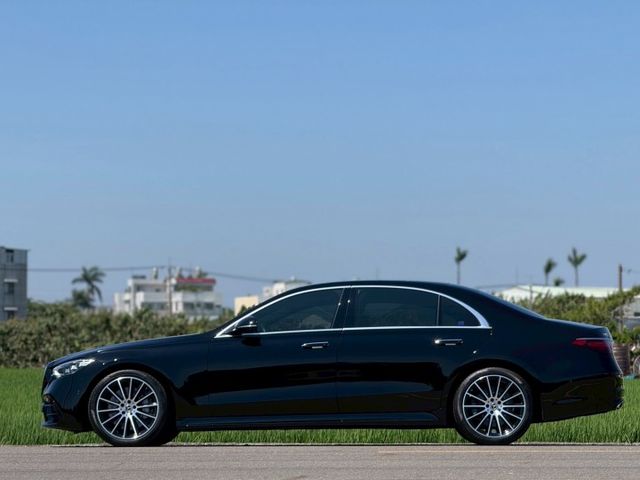 S-CLASS  第5張相片