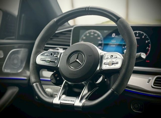 黑白二色在店｜直瀑式水箱護罩＋動感流暢車身｜回頭率100%  第5張相片