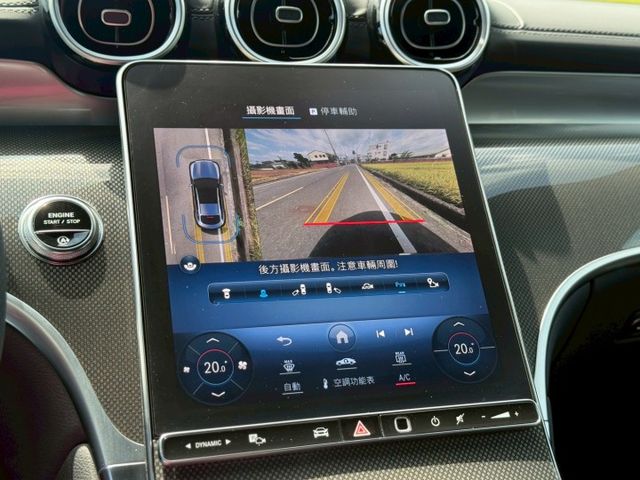 總代理｜超美掀背休旅車｜AMG、48V輕油電、摸門、LED頭燈、P20進階跟車系統、360環景、前後雷達、倒車顯影、腳踢  第16張相片