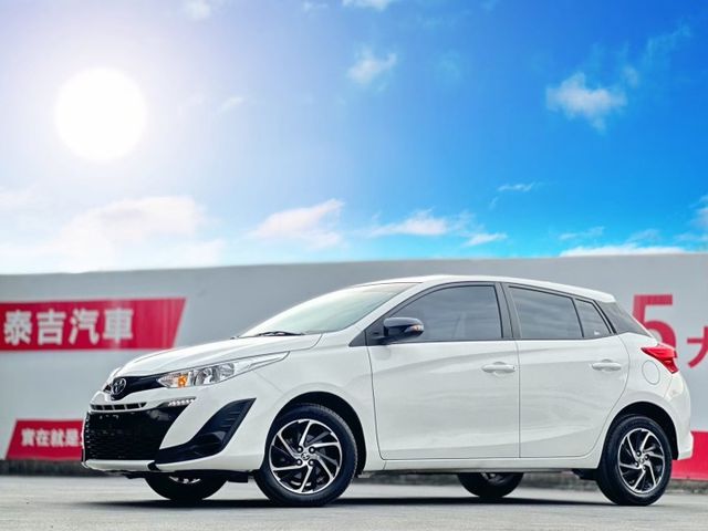 省油省稅金最舒適小車｜後雷達、倒車顯影、觸控螢幕、衛星導航、黑頂棚、Apple CarPlay、Android Auto  第1張相片