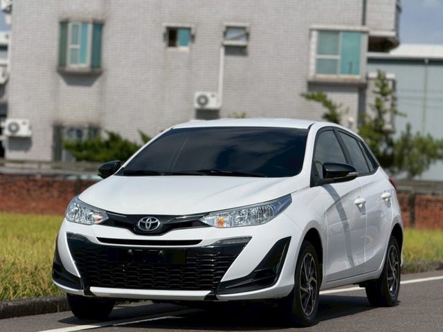 省油省稅金最舒適小車｜後雷達、倒車顯影、觸控螢幕、衛星導航、黑頂棚、Apple CarPlay、Android Auto  第2張相片