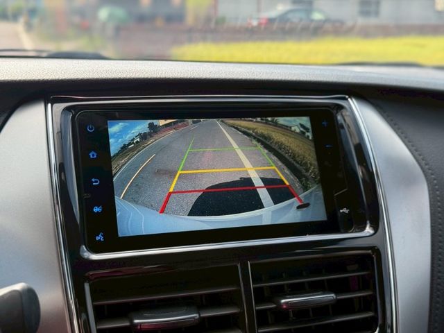 省油省稅金最舒適小車｜後雷達、倒車顯影、觸控螢幕、衛星導航、黑頂棚、Apple CarPlay、Android Auto  第11張相片