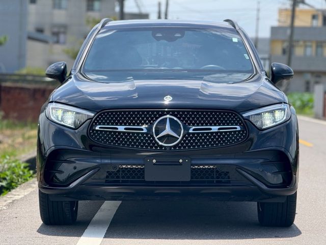 進化再升級，外匯高cp值｜賓士休旅車強勢來襲｜ＡMG夜色、48V輕油電、摸門、免鑰匙、P20進階跟車系統、腳踢、盲點  第3張相片