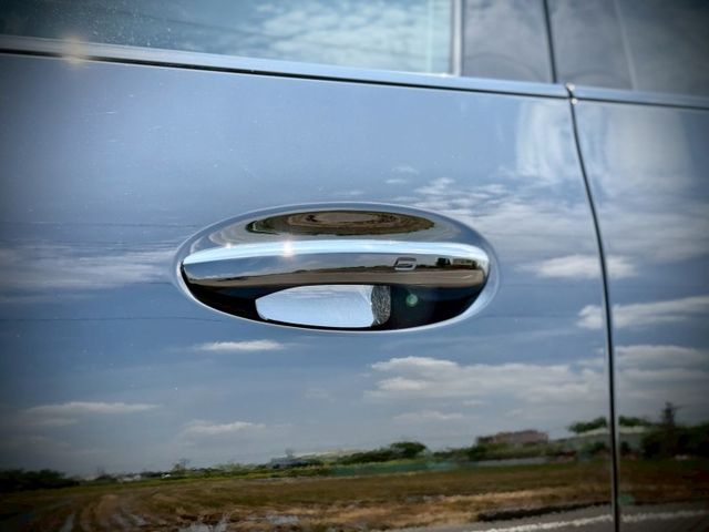 進化再升級，外匯高cp值｜賓士休旅車強勢來襲｜ＡMG夜色、48V輕油電、摸門、免鑰匙、P20進階跟車系統、腳踢、盲點  第9張相片