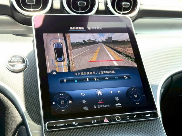 進化再升級，外匯高cp值｜賓士休旅車強勢來襲｜ＡMG夜色、48V輕油電、摸門、免鑰匙、P20進階跟車系統、腳踢、盲點  第14張相片