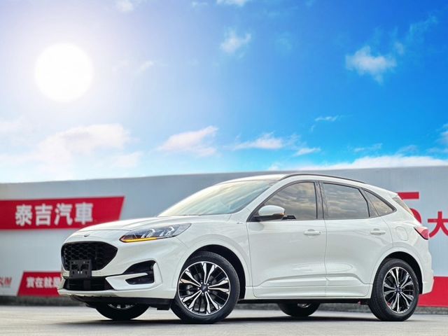 聰明又會跑的SUV，載家人、載夢想都剛剛好｜摸門、免鑰匙、ACC​、360環景、前後雷達、倒車顯影、抬顯、盲點、全景天窗  第1張相片