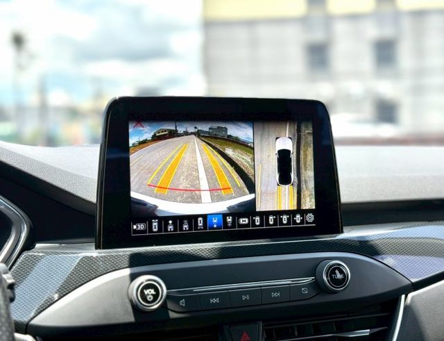 聰明又會跑的SUV，載家人、載夢想都剛剛好｜摸門、免鑰匙、ACC​、360環景、前後雷達、倒車顯影、抬顯、盲點、全景天窗  第12張相片