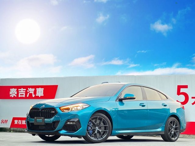 雙門的線條 線條的實用｜藍得剛剛好｜M-Sport套件、摸門、免鑰匙、LED魚眼頭燈、ACC跟車系統、5AS  第1張相片