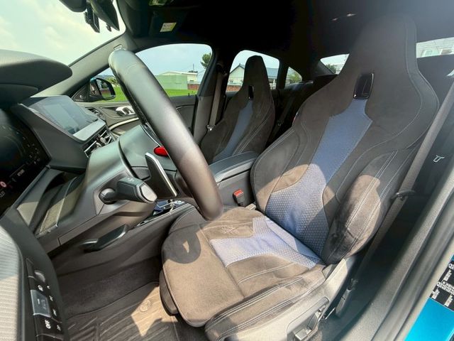 雙門的線條 線條的實用｜藍得剛剛好｜M-Sport套件、摸門、免鑰匙、LED魚眼頭燈、ACC跟車系統、5AS  第8張相片