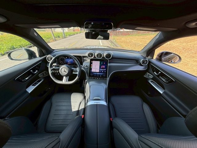 質感內裝｜2.0渦輪+四傳動力充足｜低油耗｜家庭使用與日常代步都適合  第5張相片