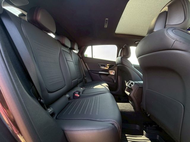 質感內裝｜2.0渦輪+四傳動力充足｜低油耗｜家庭使用與日常代步都適合  第9張相片