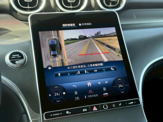 質感內裝｜2.0渦輪+四傳動力充足｜低油耗｜家庭使用與日常代步都適合  第14張相片