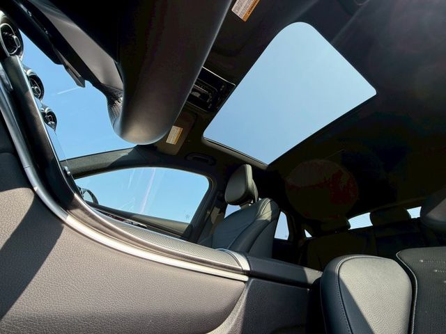 質感內裝｜2.0渦輪+四傳動力充足｜低油耗｜家庭使用與日常代步都適合  第15張相片