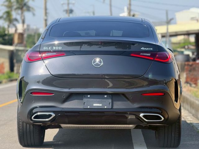 質感內裝｜2.0渦輪+四傳動力充足｜低油耗｜家庭使用與日常代步都適合  第18張相片