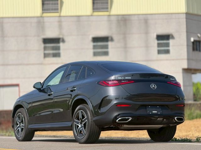 質感內裝｜2.0渦輪+四傳動力充足｜低油耗｜家庭使用與日常代步都適合  第19張相片