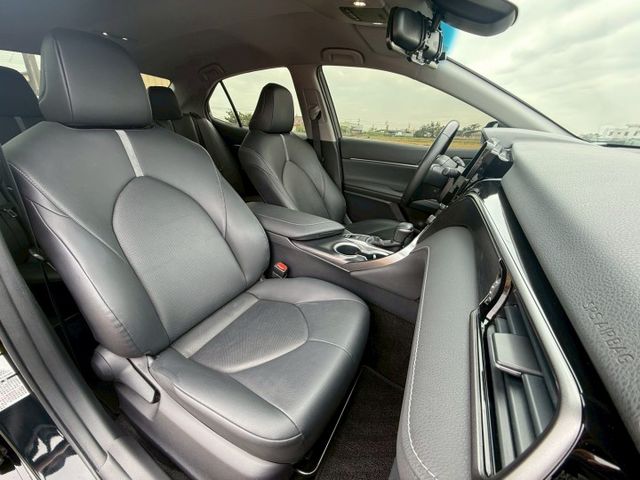 穩定、油耗省、空間舒適、保養容易的家用車/通勤車｜ACC跟車、後雷達、倒車顯影（後照鏡）、抬頭顯示器、安卓機  第8張相片