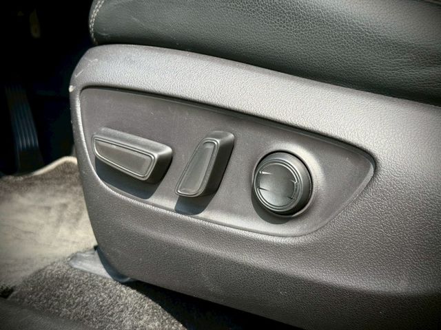 好開好養好省油　通勤、家庭出遊都適合｜摸門、免鑰匙、魚眼頭燈、ACC、LTA車道維持、後雷達、觸控螢幕、後座出風口  第17張相片