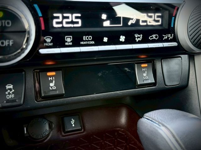 好開好養好省油　通勤、家庭出遊都適合｜摸門、免鑰匙、魚眼頭燈、ACC、LTA車道維持、後雷達、觸控螢幕、後座出風口  第18張相片