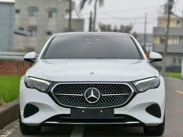 新世代豪華質感與科技全面升級｜48V輕油電、摸門、免鑰匙、P20、360環景、前後雷達、倒車顯影、腳踢、盲點、加熱方向盤  第3張相片