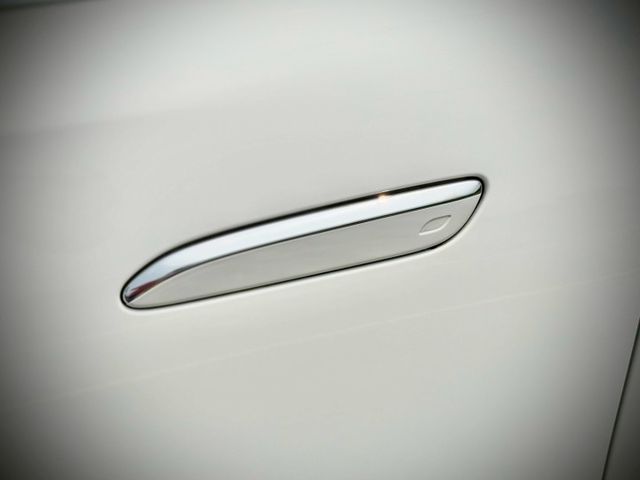 新世代豪華質感與科技全面升級｜48V輕油電、摸門、免鑰匙、P20、360環景、前後雷達、倒車顯影、腳踢、盲點、加熱方向盤  第9張相片