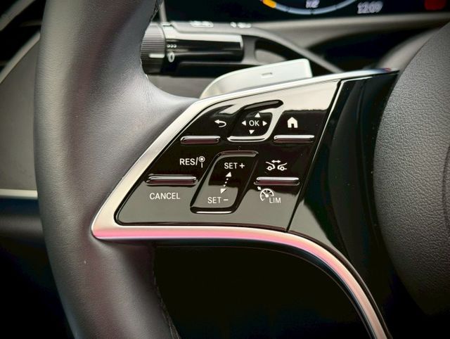 新世代豪華質感與科技全面升級｜48V輕油電、摸門、免鑰匙、P20、360環景、前後雷達、倒車顯影、腳踢、盲點、加熱方向盤  第10張相片