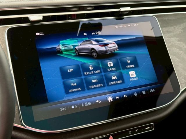 新世代豪華質感與科技全面升級｜48V輕油電、摸門、免鑰匙、P20、360環景、前後雷達、倒車顯影、腳踢、盲點、加熱方向盤  第13張相片