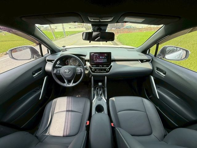 豪華版｜空間大又省油妥善率極高｜入門休旅首選｜摸門解鎖、免鑰匙啟動、魚眼頭燈、ACC跟車、LTA車道維持、後雷達  第5張相片