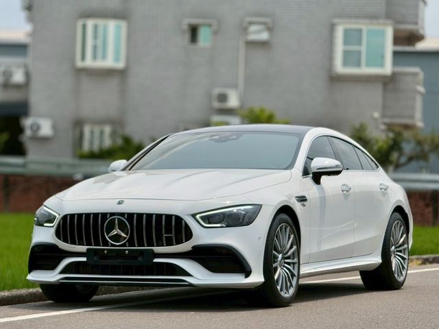 韓規熱門四門跑車｜AMG、48V輕油電、摸門、23P跟車、360環景、前後雷達、倒車顯影、、導流升降尾翼、盲點  第2張相片