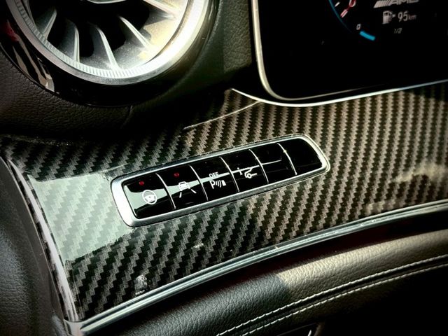 韓規熱門四門跑車｜AMG、48V輕油電、摸門、23P跟車、360環景、前後雷達、倒車顯影、、導流升降尾翼、盲點  第14張相片