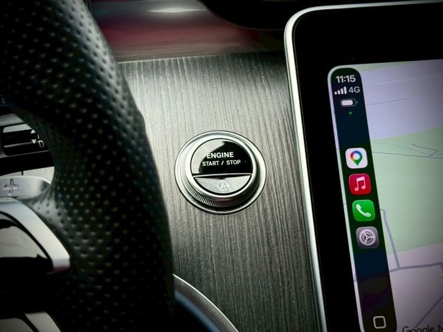 全新MBUX多媒體，數位儀表板，科技感爆棚｜不用200萬｜AMG夜色、48V輕油電、摸門、免鑰匙、360環景、前後雷達  第10張相片