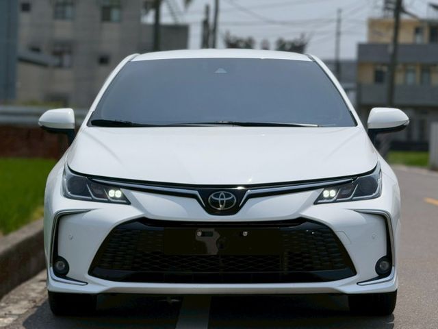 24年式｜超省油神車好養好開妥｜善率高｜摸門、免鑰匙、ACC、抬顯、前後雷達、倒車顯影​、恆溫空調  第3張相片