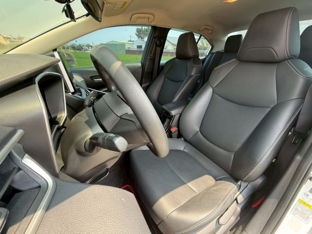 24年式｜超省油神車好養好開妥｜善率高｜摸門、免鑰匙、ACC、抬顯、前後雷達、倒車顯影​、恆溫空調  第7張相片