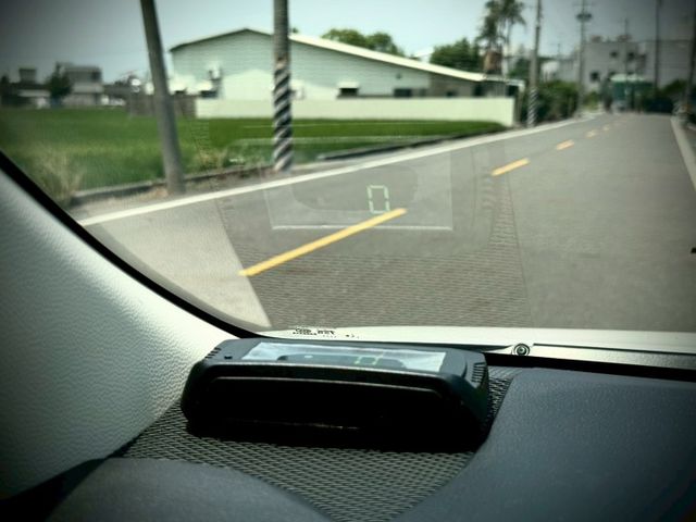 24年式｜超省油神車好養好開妥｜善率高｜摸門、免鑰匙、ACC、抬顯、前後雷達、倒車顯影​、恆溫空調  第12張相片