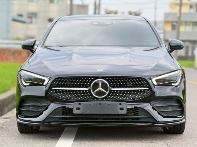 SB獵跑帥氣登場｜夜色套件吸睛首選｜車況優配備齊全｜AMG夜色、雙前門摸門解、免鑰匙、23P、360環景、盲點​、電尾門  第3張相片