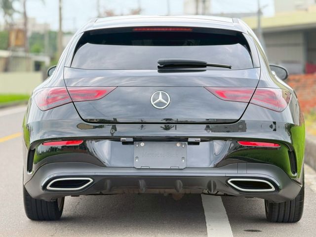 SB獵跑帥氣登場｜夜色套件吸睛首選｜車況優配備齊全｜AMG夜色、雙前門摸門解、免鑰匙、23P、360環景、盲點​、電尾門  第18張相片