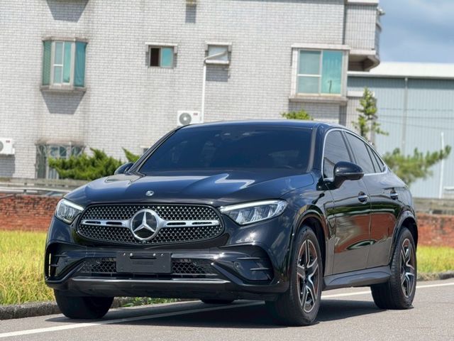 總代理｜超美掀背休旅車｜AMG、48V輕油電、摸門、LED頭燈、P20進階跟車系統、360環景、前後雷達、倒車顯影、腳踢  第2張相片