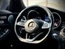 年輕人首選｜AMG、摸門、免鑰匙啟動、LED雙魚眼頭燈、倒車顯影、盲點偵測、柏林之音、黑梣木飾板、黑頂棚、全景天窗  第7張縮圖