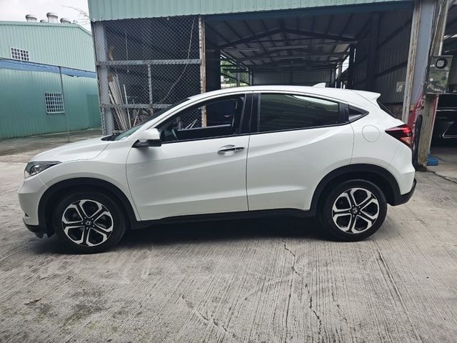 S版本 藍芽 定速 衛星導航 倒車顯影 歡迎來電賞車 蔡先生0937-265276  第6張相片